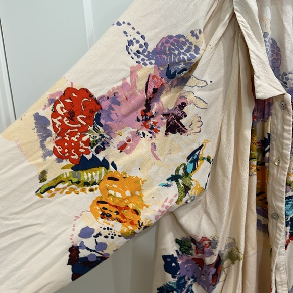 Free People floral button up blouse. - Picture 2 of 3
